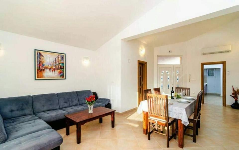 Villa Fabry Плоче Экстерьер фото